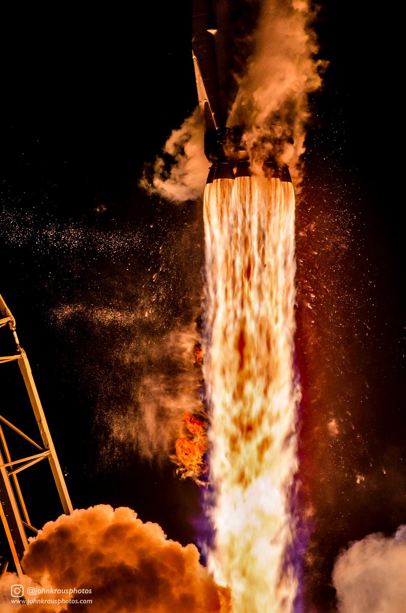 DragonCargo's tweet photo. I've been refining some recent @johnkrausphotos launch photos to make them more vivid, contrasty and bring out more flame detail. How y'all like them? https://t.co/I9wXKb1mPd