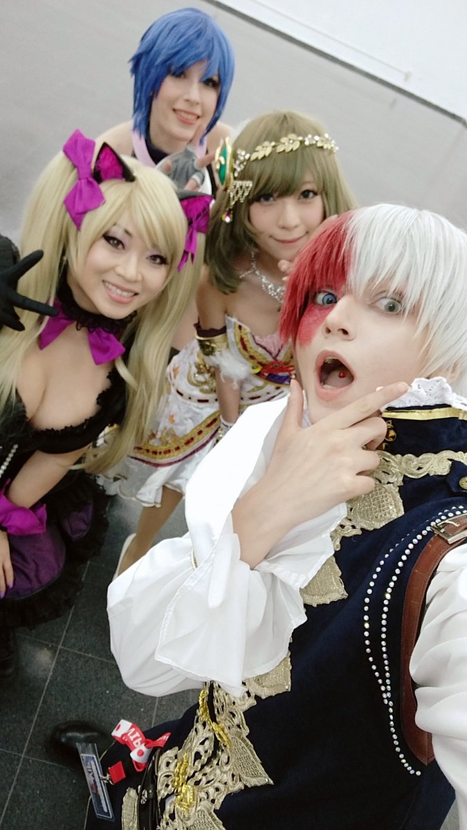 geshacoser's tweet photo. First day of #JapanWeekendBarcelona 
A lot of beauties around me @YayaHan @saki_miyamoto @pnkVirus <3 https://t.co/bwh3sRpRkJ
