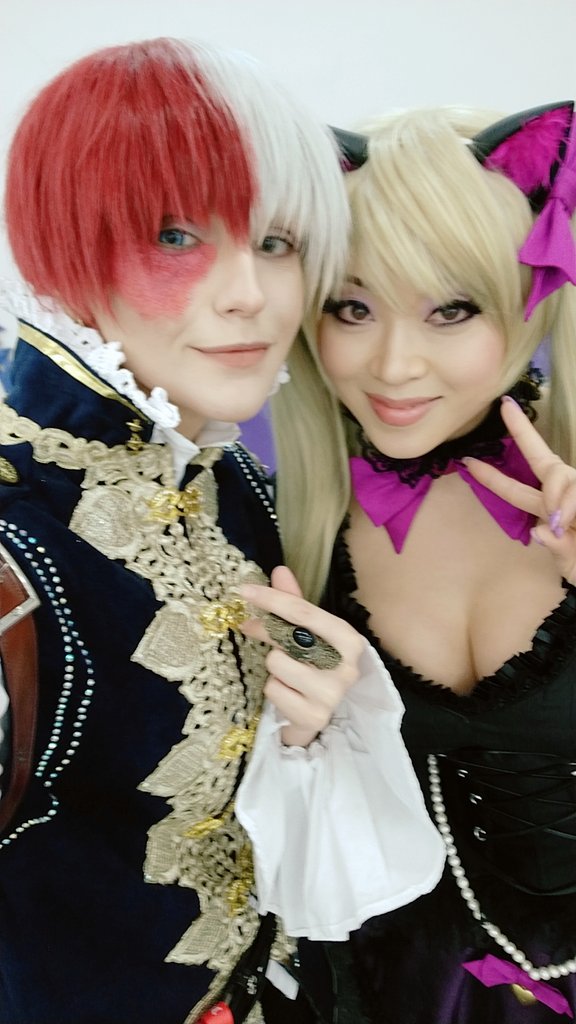 geshacoser's tweet photo. First day of #JapanWeekendBarcelona 
A lot of beauties around me @YayaHan @saki_miyamoto @pnkVirus <3 https://t.co/bwh3sRpRkJ