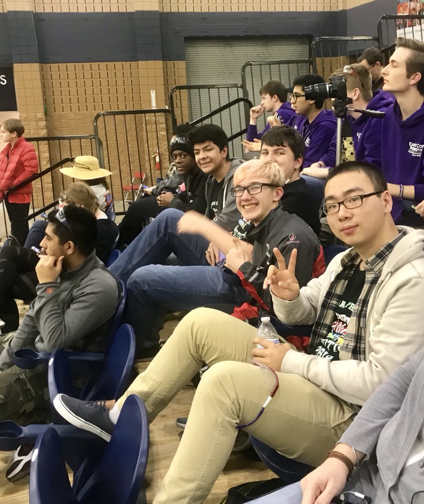 lshs_stem's tweet photo. The championship matches start at 2:00!
#firstrobotics #FRC #GAFirst #leotechs
https://t.co/cibwSLcWff https://t.co/efIyGTCmt3