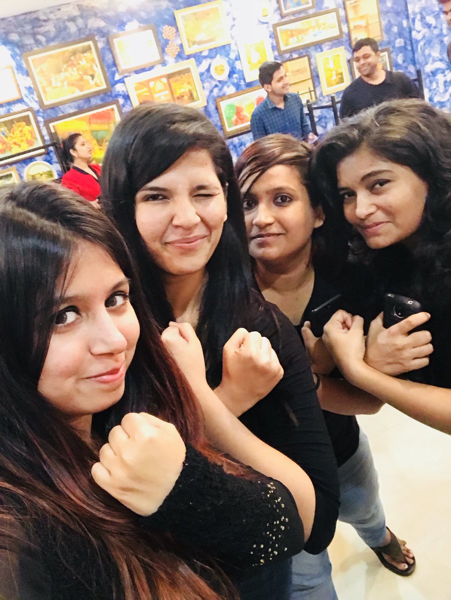 To the amazing women who were behind the successful meetup..You girls Rock🤘🏻..#GirlPower <a href="/WomenCoders01/">Mumbai Women Coders</a> <a href="/WomenTechmakers/">Women Techmakers</a> <a href="/WTMMumbai/">WomenTechmakers Mumbai</a> #IWDSpecial
