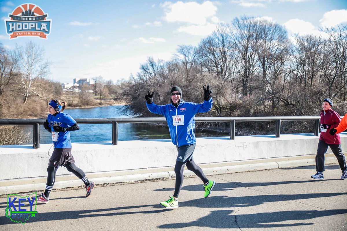 RunKeySports's tweet photo. Hands up if you're ready for the @DaytonHoopla #FourMiler! If you're not already registered, do so at @itsyourrace and be part of the excitement in March as Dayton, Ohio tips-off the madness! #TheRoadStartsHere
Register: https://t.co/bWYHSn2LFS
Photo credit: @mikecimages https://t.co/NbqARqRHru