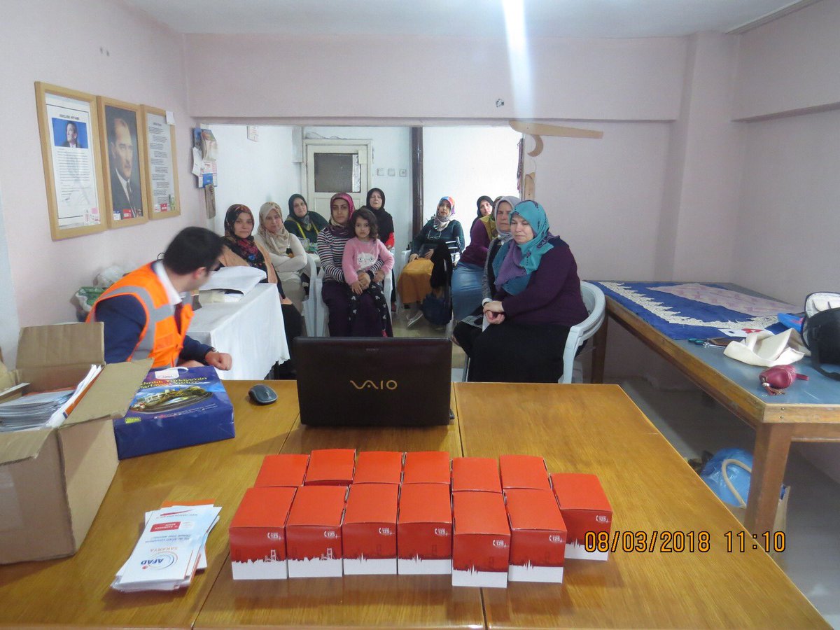 cengiz_kiyak's tweet photo. “#AFAD” #Serdivan Halk Eğitimi #Merkezi #Sermek Kursiyerlerimize “Afet #Bilinçlendirme Seminerleri”#Devam Etmekte. https://t.co/mfoswIvgjo