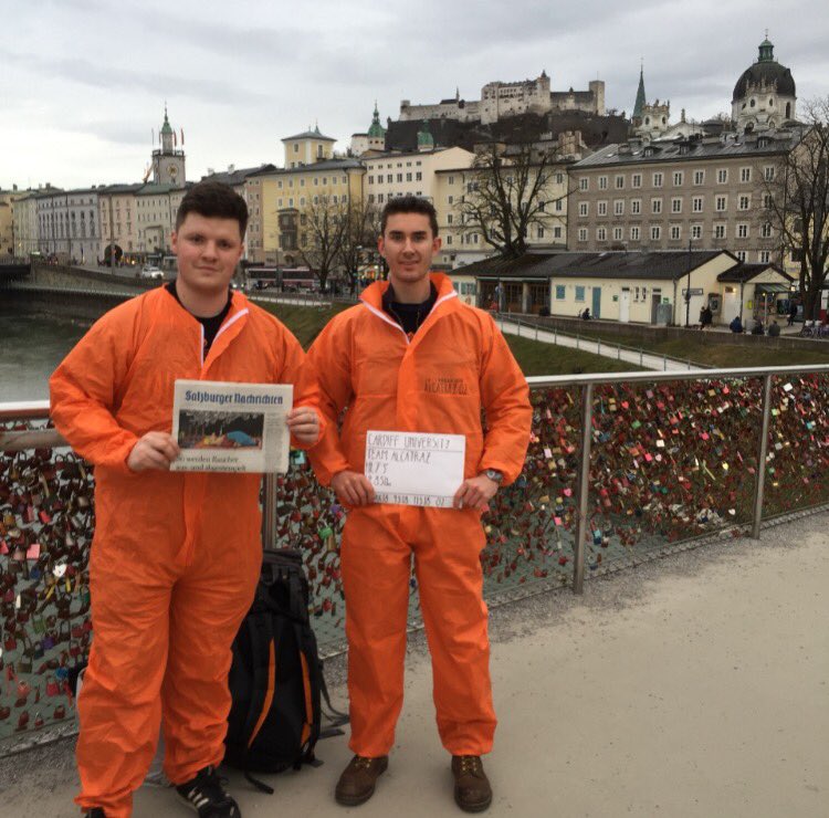 TeamAlcatraz18's tweet photo. SO...we reached our furthest point! After not being content with staying in Memmingen, we bussed/ trained our way via Munich into Austria 🇦🇹, finishing in Salzberg, outside the birthplace of Mozart. Now back to Munich to chill ahead of our return #JailbreakCUSU @VolunteerCUSU https://t.co/oWwXjGZFR4
