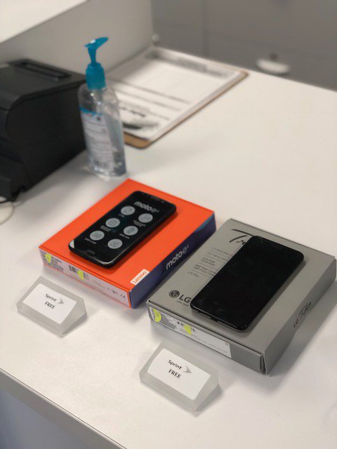Sprint_Smthvlle's tweet photo. Stop By Your Smithville Sprint Store And Get Brand New, Named Brand Phones, FREE with New Activation. CALL NOW to Set An Appointment. #free #3forfree https://t.co/cvpasNF9w4