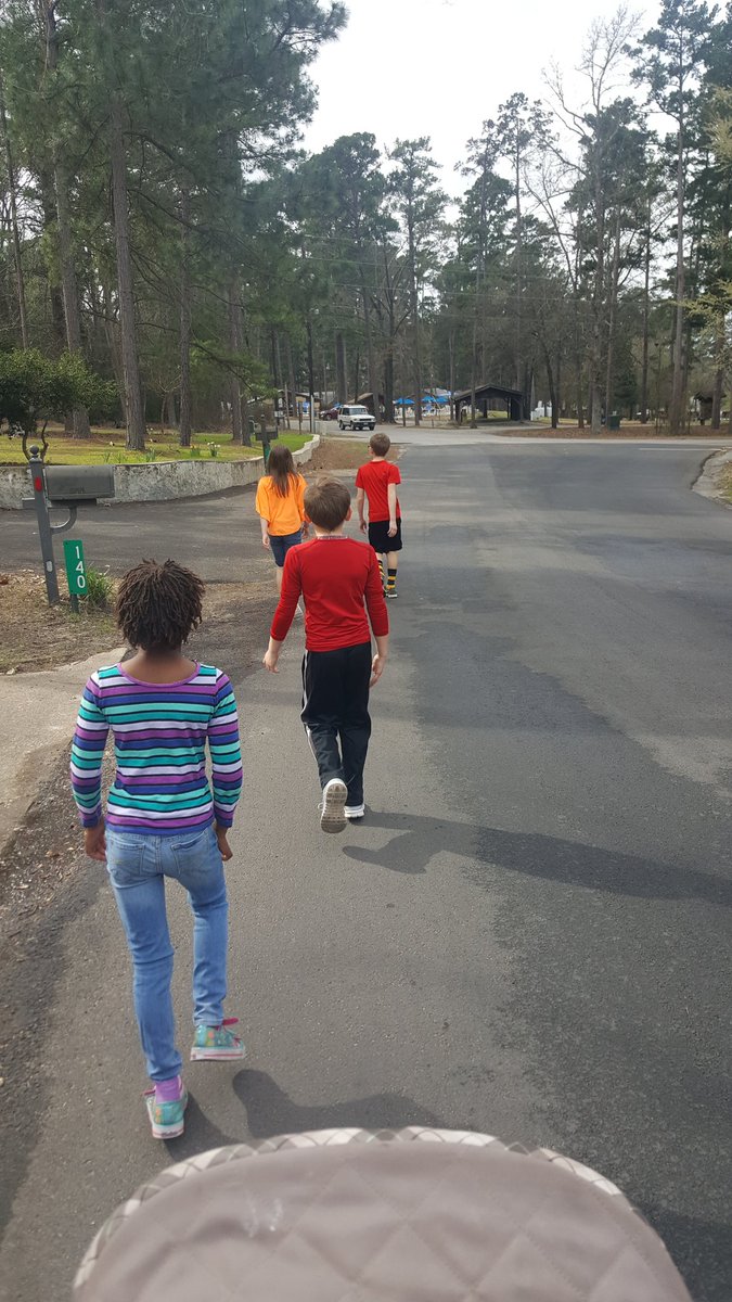 Teachsumhistory's tweet photo. Going to watch a movie at the activity center. Trying to keep the kids entertained while mommy is gone. 
#lordpleasehelpme 
#isitnextsundayyet https://t.co/jrdPSSjI3X