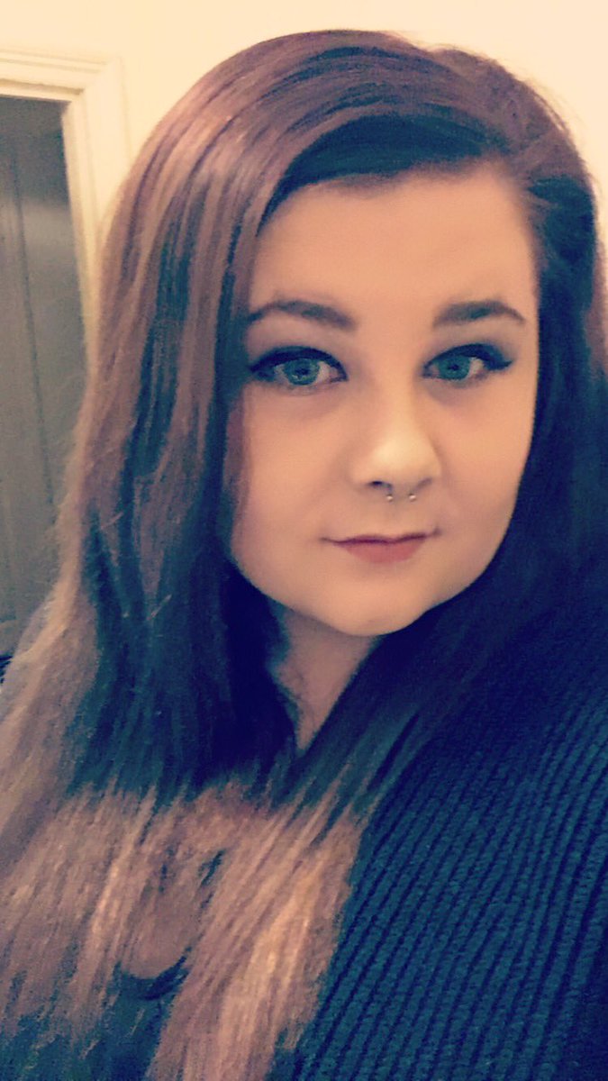 ClarkeB_97's tweet photo. Ready to see my bestie @Amy_Blake_ in #Motherlogues tonight as a part of #SheFest2018!! https://t.co/HjCnWtgERl