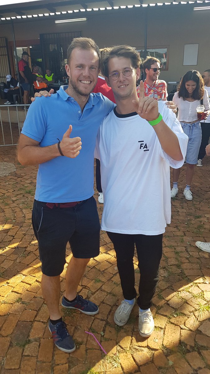 ThomsonLDavid's tweet photo. sneaky pic with @nicpreen and managed to get Alister for @shortstrawband in there too, what a good day at #largeonthelawn https://t.co/mRN8tnHGjq