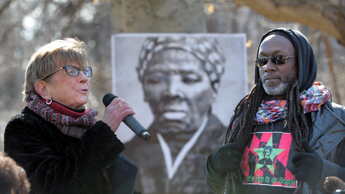 BaltSunBrk's tweet photo. Baltimore park where Confederate statue once stood is rededicated to Harriet Tubman https://t.co/5JZ3VW5BFc https://t.co/IchNRbZpAx