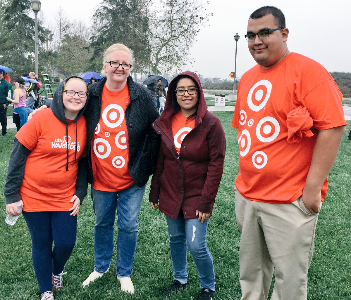 QUEncyclopedia's tweet photo. A little bit of rain won’t stop #D206Rocks from volunteering at the Little Heart Warriors 5K run &amp; 1K walk event. #301GetsItDone Little Heart Warriors Run benefits Loma Linda University Children’s Hospital &amp; other hospitals with families dealing with congenital heart defects. https://t.co/UGgoXW4cIE