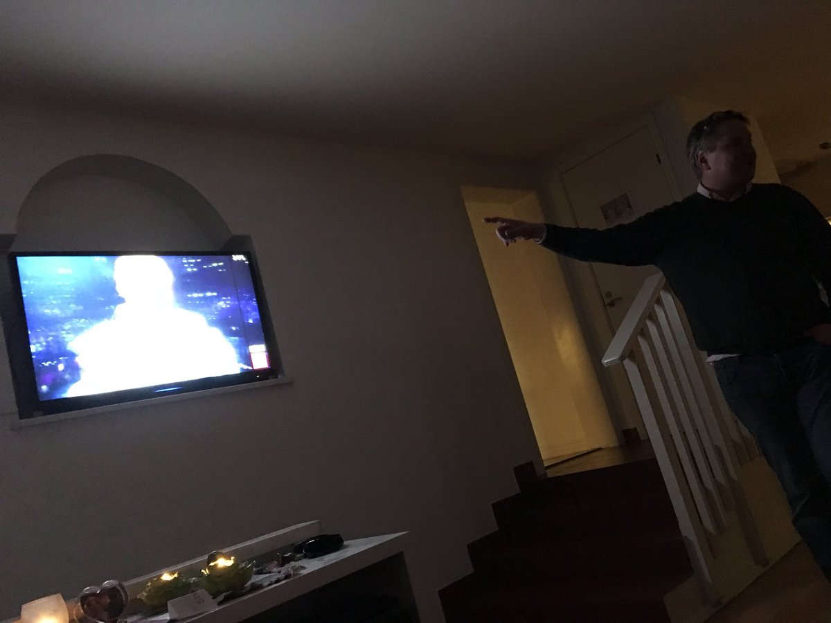 DrLindaDykes's tweet photo. Manchester & @stemlyns May be hosting the @smaccteam launch party tonight, but here in Stockholm post-#sweets18 we’re settling in to celebrate #mellofest w/ @Akutdok’s family (= the selection of Sweden’s Eurovision entry). Much excitement! https://t.co/yXn7Ltejg4