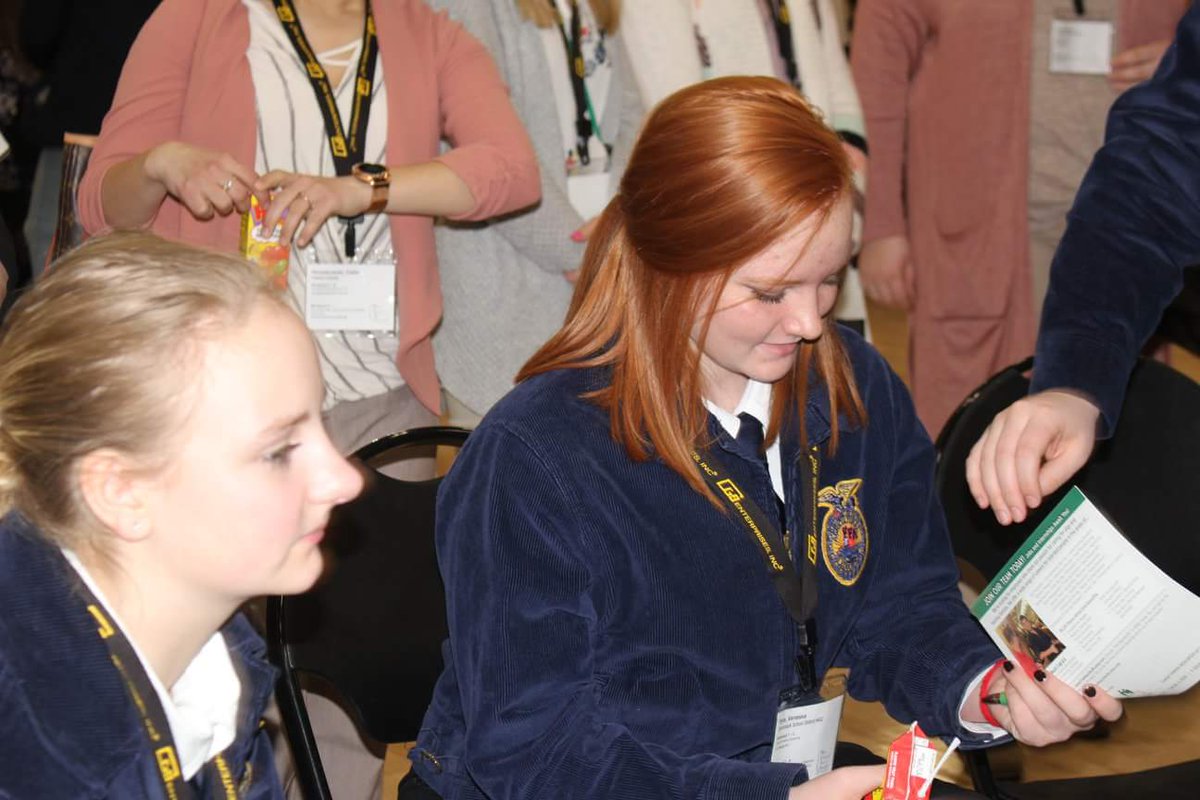 SomHSag's tweet photo. #SLSFFA at #WCFA18 https://t.co/ZRFQgAPJqE