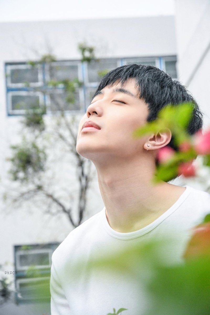 Me_Pkpch's tweet photo. For tonight GN.... Mind Best ❤💚 

#bewithryu @bestvittawin 
#KUSexyBoy 
#lovebychanceseries https://t.co/ei0y8tCyQR