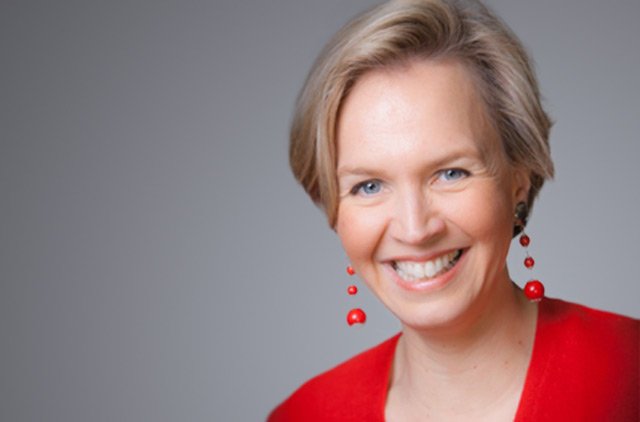 __Verlaine__'s tweet image. Ce soir sur France2 dans #ONPC ne ratez surtout pas le face à face la belle et les bêtes, l'intelligence face à la connerie, l'aigreur face à la fidélité, ce soir... découvrez @VirginieCalmels tout simplement, elle représente la nouvelle génération LR avec @laurentwauquiez