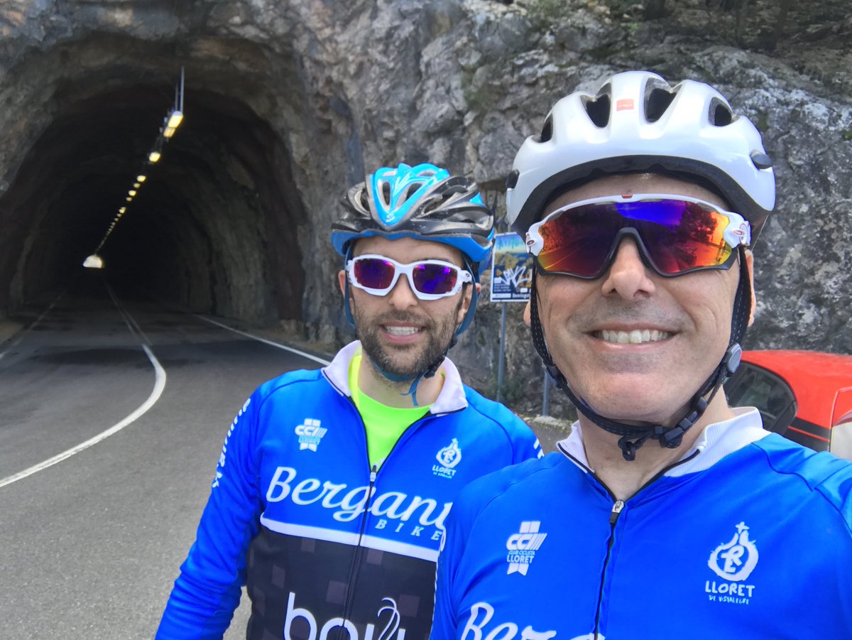 joanpujol71's tweet photo. Brevet 200 de montaña. Hemos recorrido la Serra de Tramuntana desde Andratx a Pollensa. Ha sido muy duro y a la vez muy divertido #Brevet #cclloret https://t.co/HUDFocVQEm