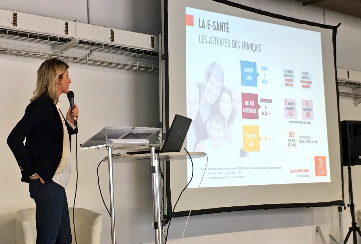 HasniDoky's tweet photo. Le patient connecté, acteur de sa santé #SSPT2018 Conférence animée par @PriscilleGodde , Laboratoire Arrow @SalonSanteParis https://t.co/tzRTODYdxn