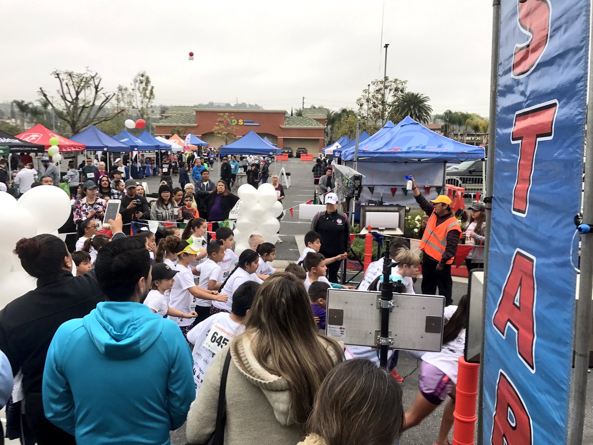WalnutWildctsPE's tweet photo. La Habra keeping Wellness Week going with the #LaHabraRaces 5k and 1k!! Students and staff from our @LHSchools came out and represented their schools with pride. Sooo much FUN and proud of all the @lhcsdwalnut Wildcats that participated! #1team1vision #lhcsd @LHCollaborative https://t.co/nri99Rv0Gw