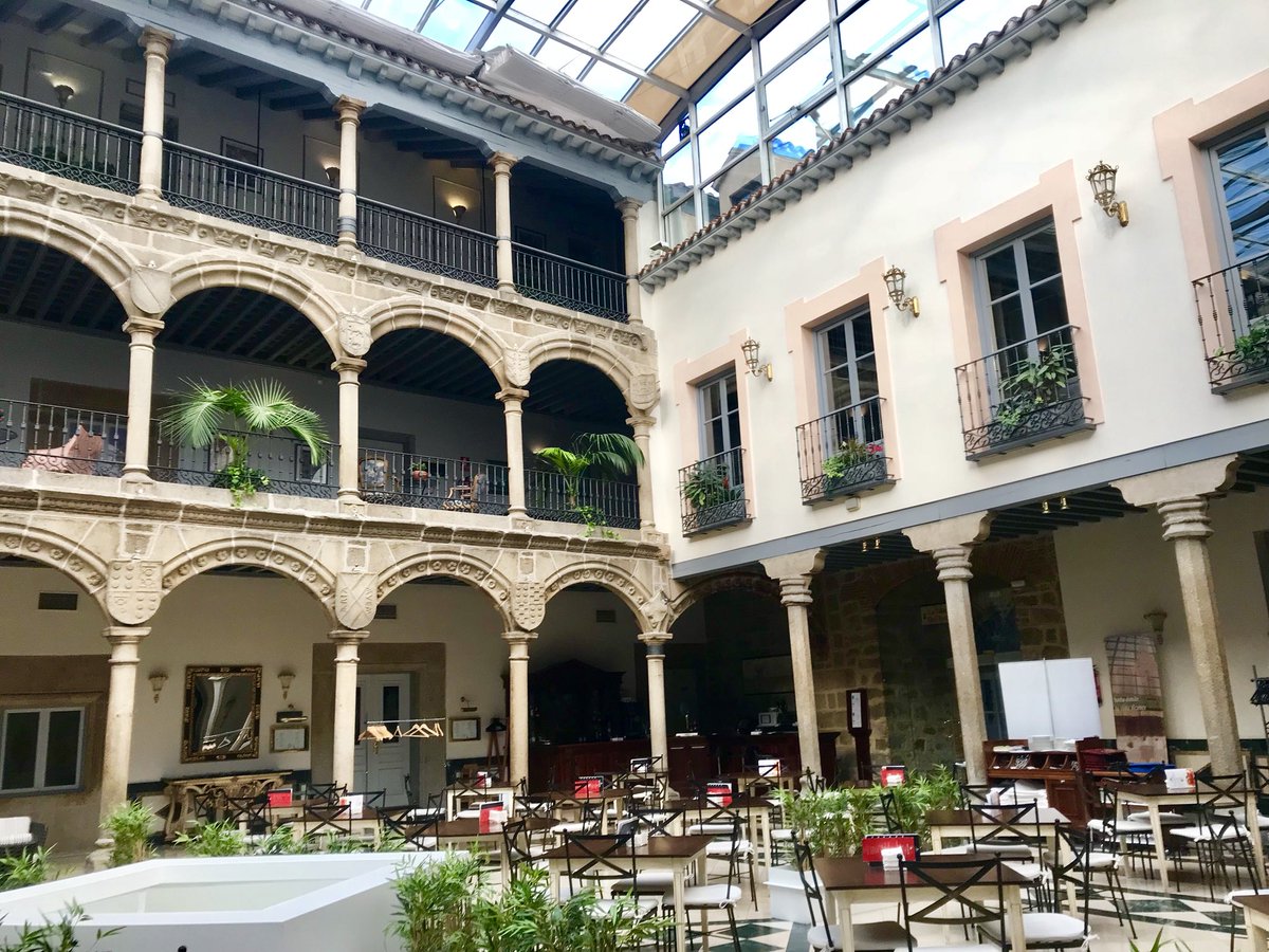 lara_mamaestra's tweet photo. Bonne vivante #placeresdelavida #enjoying #felizsabado #finde #foodie #gastro #gastronomia #bococo #restaurants #lifestyle #happy #relax #pleasure #namnam #pornfood https://t.co/BCniEhhPMh