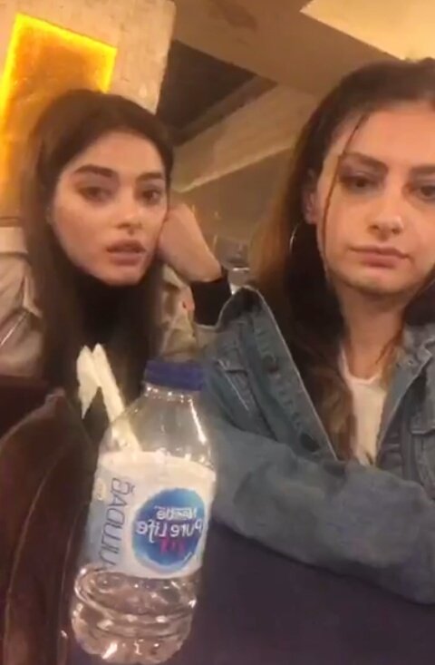 simay_barlass's tweet photo. Bu kız bitane yaa 😍😍 @simaybarlass #SimayBarlas https://t.co/9LrkrYAVBL