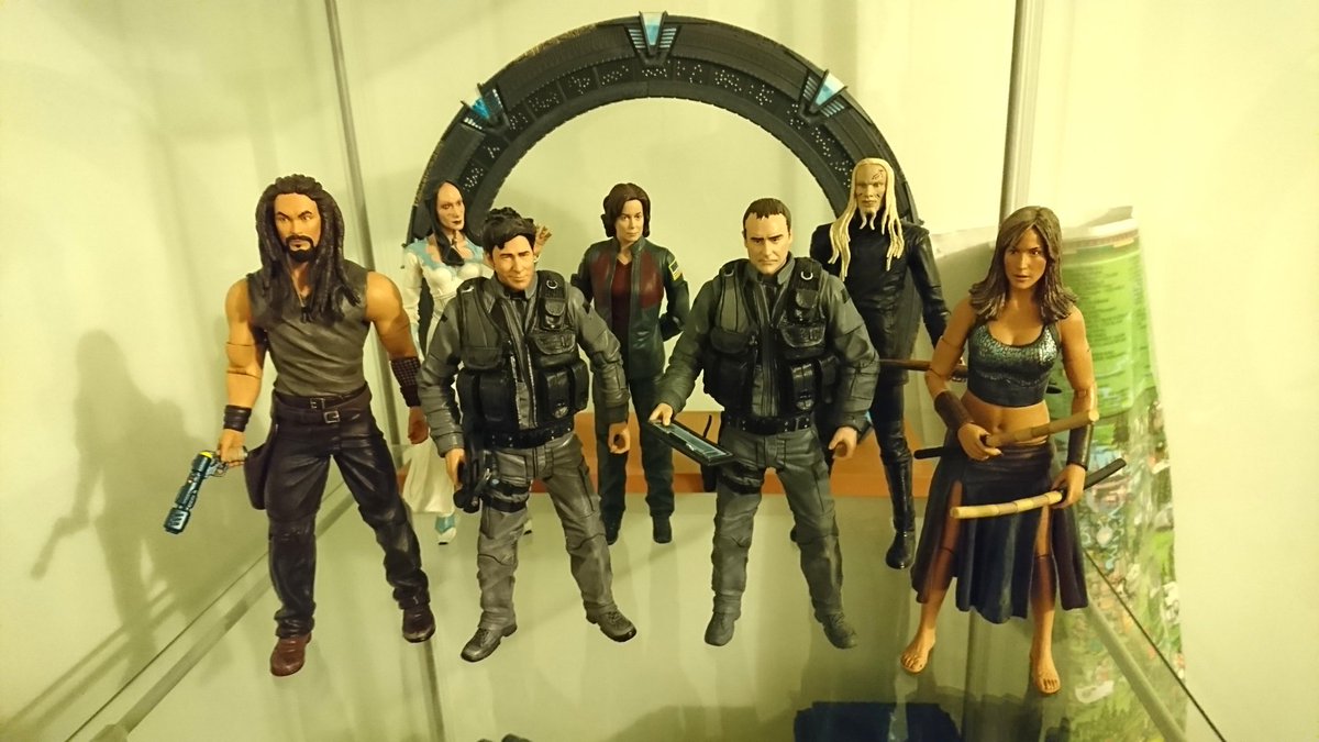andy6321's tweet photo. These guys have been sat on my shelf for years now waiting for a new mission. @MGM_Studios @stargatecommand #StargateAlive https://t.co/seiXzhWuPf