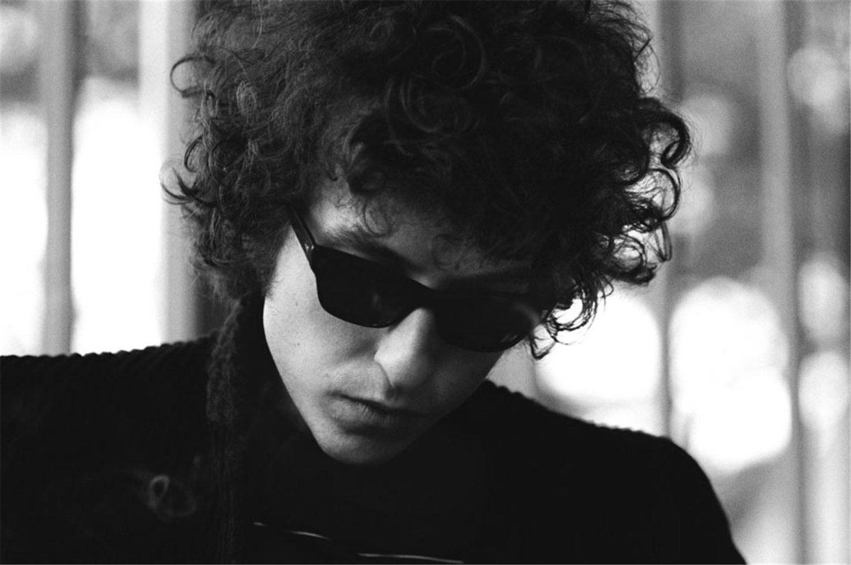 'If you want to keep your memories, you first have to live them' Bob Dylan Bob Dylan, photo by © L. Law, 1966