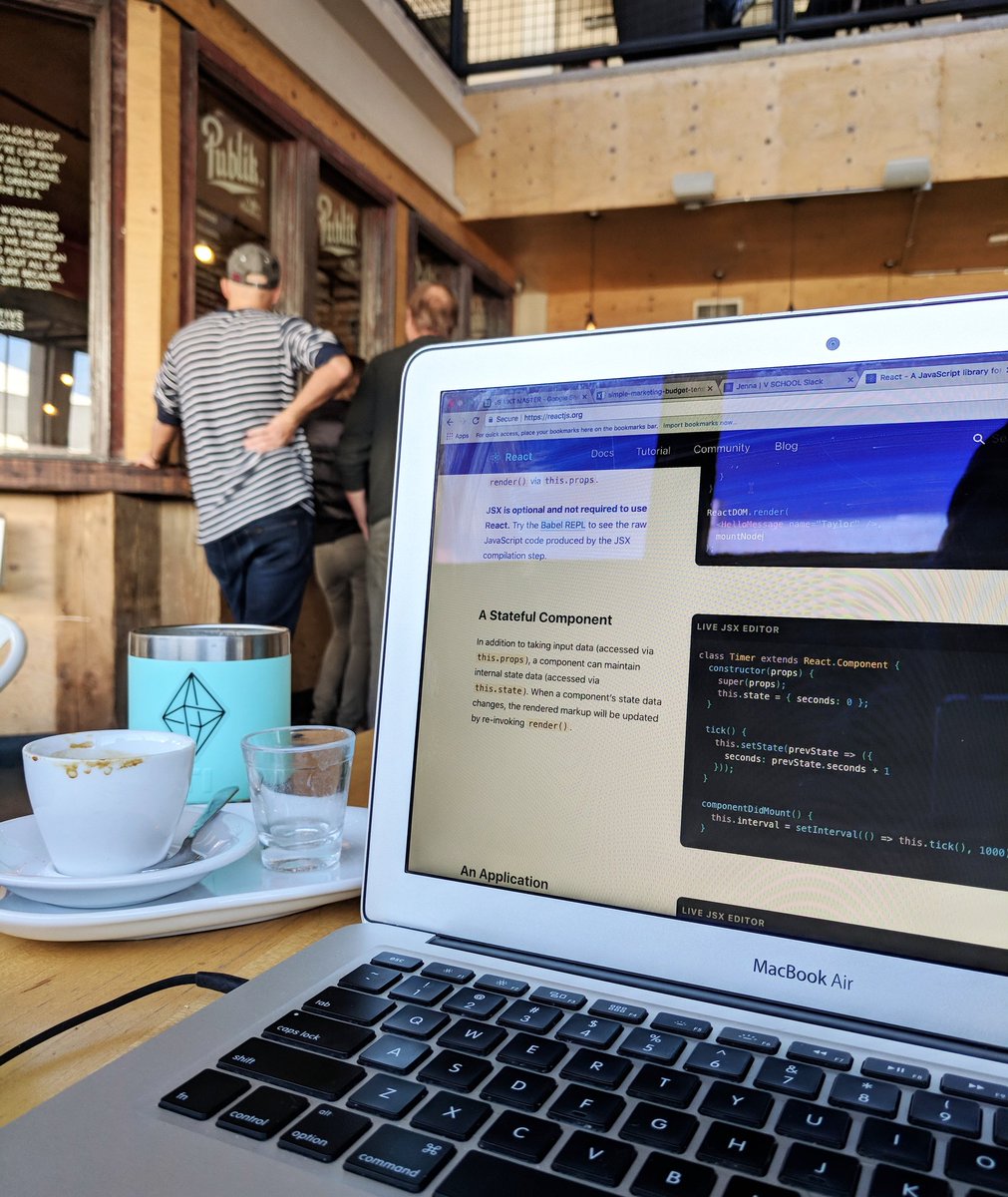 vschool_'s tweet image. ☀️🖱️Sharpening up #code skills
where ever you want is just one of the benefits of attending VS 😎 &lt;&lt; &amp; @publikcoffee is one good spot to do it!&gt;&gt;
.
VSchool.io #vscommunity #codeanywhere #techlife