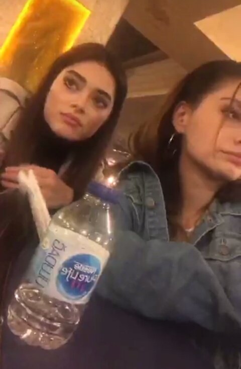 simay_barlass's tweet photo. AŞKK 😍😍😘 @simaybarlass @myilmaaaz #SimayBarlas https://t.co/vEITPnRut0