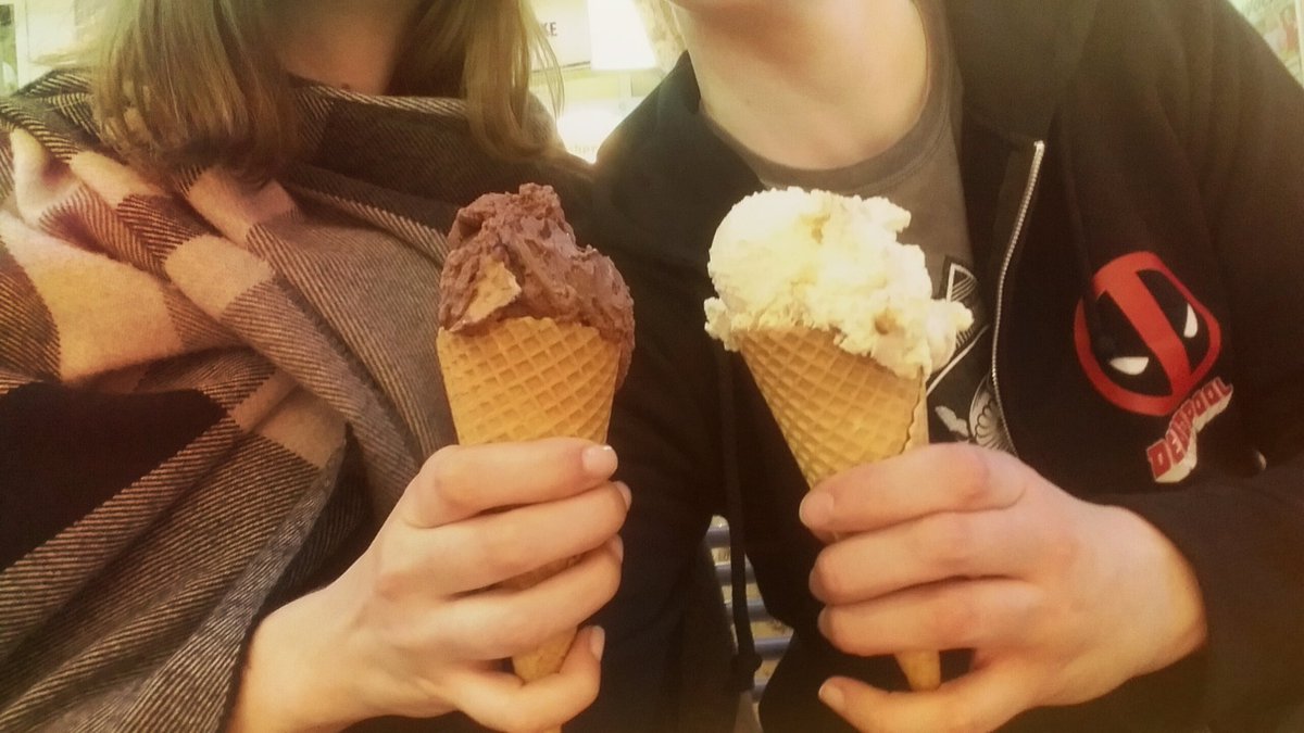 Wade_Bole's tweet photo. @TopazPrewett
Call me the coolest uncle ever! 😎 #IceCreamAndChill #WithRosaline 😆 https://t.co/TL3SKiCLFx