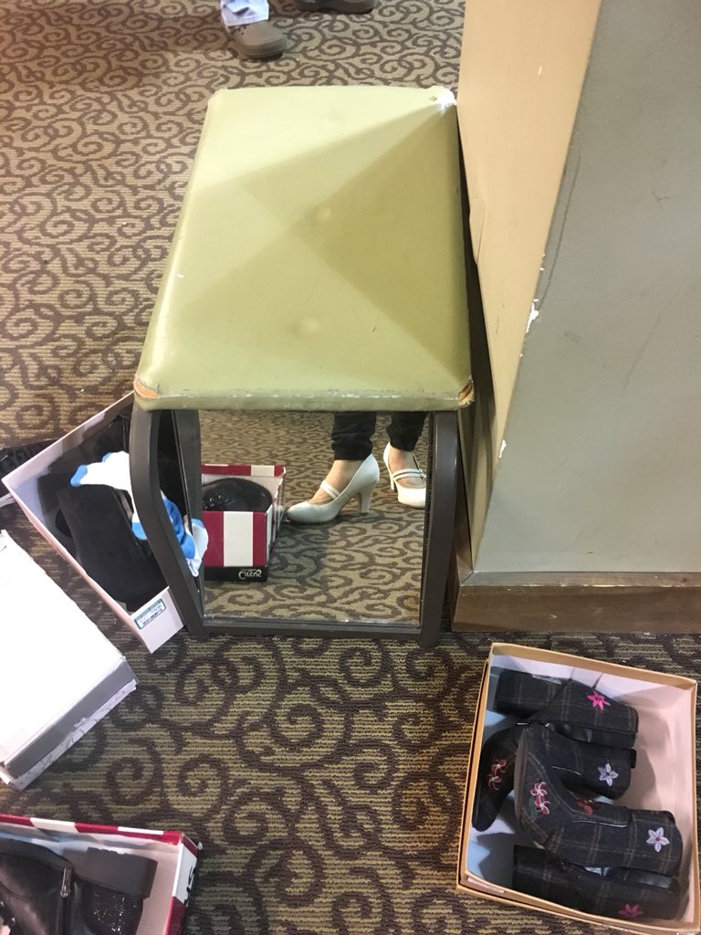 DvaVibes's tweet image. #SaturdayBlogs #SaturdayThoughts These shoes are cute... and are being bought by Mother for me