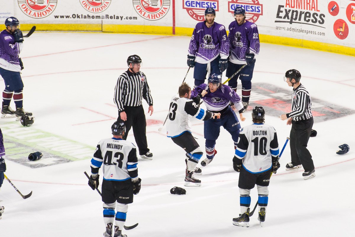 tulsa_oilers's tweet photo. A few memories from Alzheimer's Awareness Night last season - the second largest crowd in @ECHL history (16,759).
Who's ready for tonight? #ENDALZ #DefendTheRig #OilRun https://t.co/JZaOFmduD7