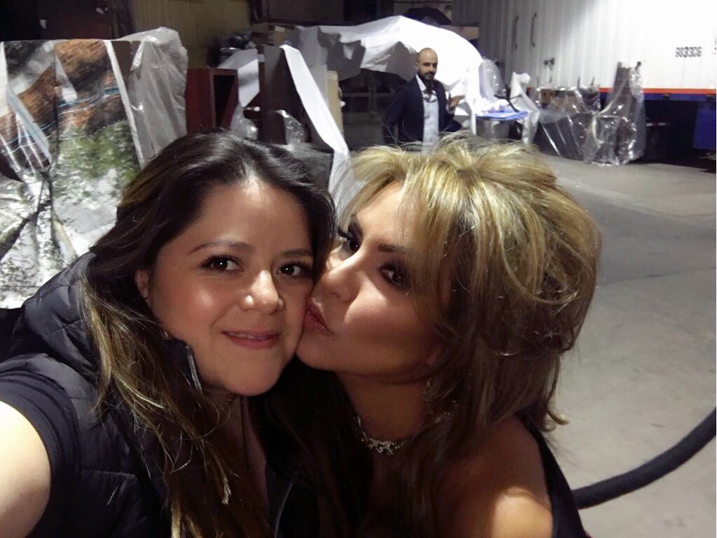 Daniela Castro tweet media