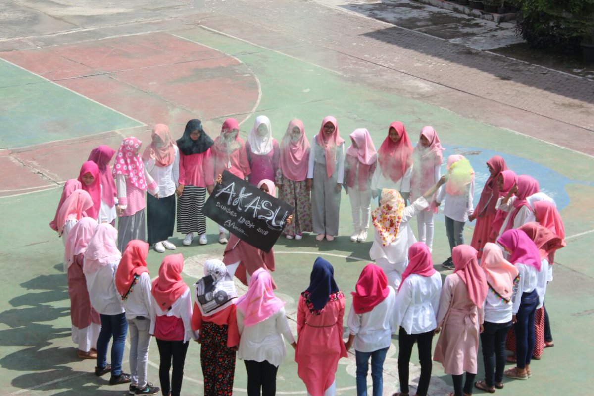 alfita_wahyu's tweet image. Let's fight together #AKASU #Ijat_Crew #suksesUNBK2018