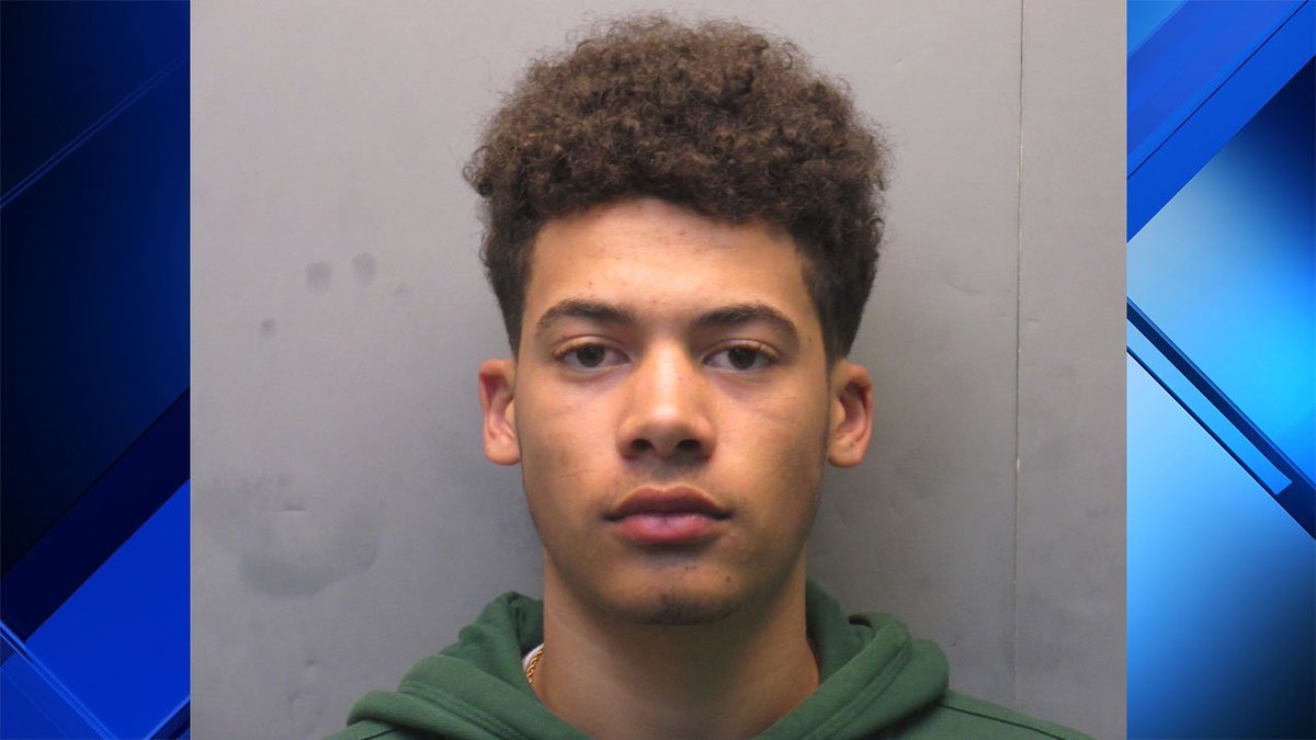 Key Largo teenager arrested after seriously injuring man in fight bit.ly/2txWEwb https://t.co/jH9dhk8OCc