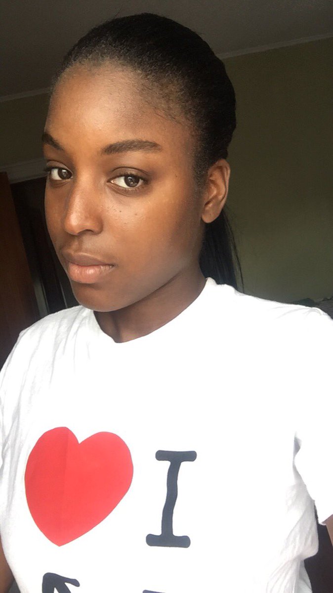 TINACBB's tweet photo. Fresh Face #thickeyebrows #model #agent #Manager #Scout #scoutme https://t.co/EZStI6C25f