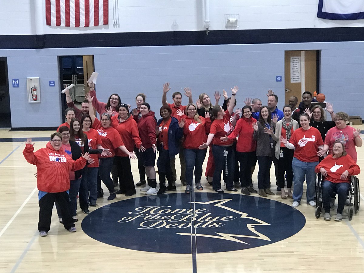 nmsteachers's tweet photo. NMS goes #Red4EdBCS https://t.co/CCrHm91py7