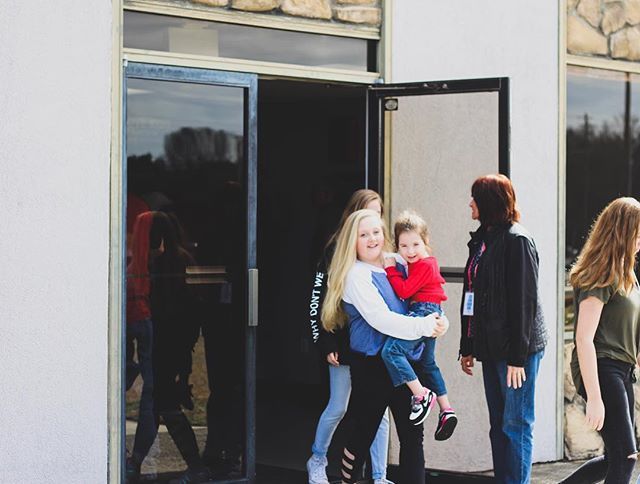 movechurchtv's tweet photo. Who’s ready for SUNDAY?!? We’ve got a great day planned tomorrow that you don’t want to miss! Remember tomorrow is Daylight Savings, so we Spring Forward. See you at 10am!
#SundaysAtMove https://t.co/WkZ3LBHFkK https://t.co/vQ2Wpr3XyM