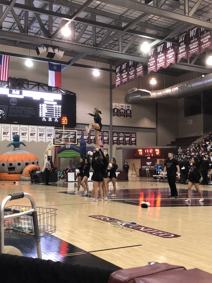 jlivi2's tweet photo. Strong crowd here, and the West Texas A&M band and cheer squad sure do make it feel like a real college basketball atmosphere. #D2MBB #SCRegion https://t.co/2fAmLVQWgE