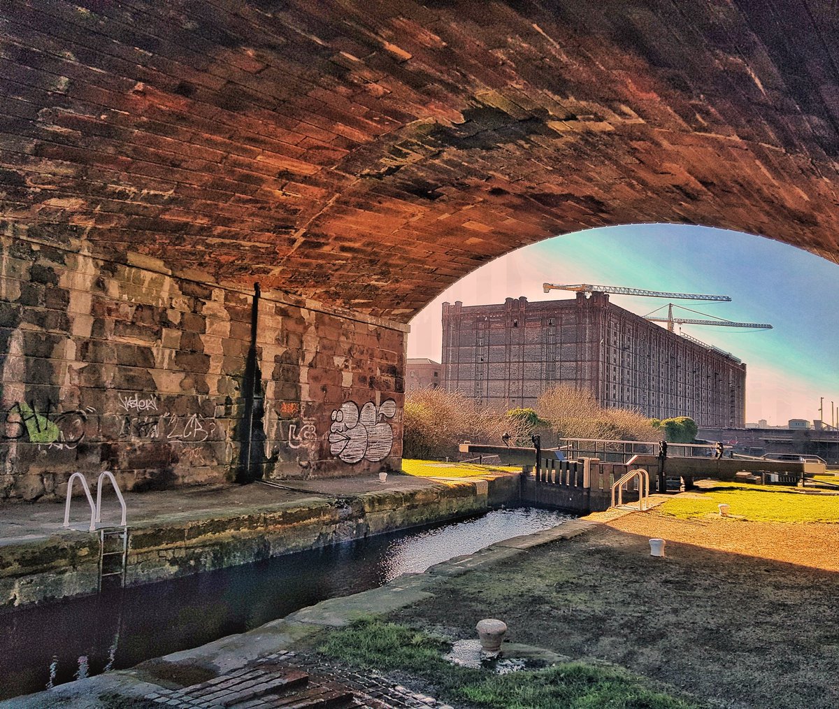 A work in progress. 

@Lpool_Pics_2013 <a href="/scousescene/">ScouseScene</a> <a href="/ExploreLpool/">Explore Liverpool</a> <a href="/CultureLPool/">Culture Liverpool</a> <a href="/liverpoolcity__/">Liverpool City</a> <a href="/Beau_Liverpool/">Beautiful Liverpool City Region</a> <a href="/LifeLiverpool/">Life In Liverpool</a> <a href="/YOLiverpool/">K E V yoliverpool</a> #photography #architecture #tobaccowarehouse #stanleydock