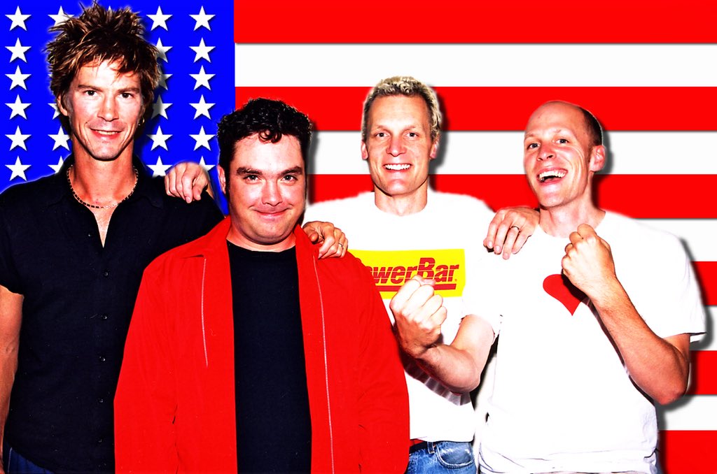 DuffMckaganArg's tweet photo. In 2000 @officialduffmckagan made a collaboration with the band The President of the United State of America in the album Freaked Out and Small. Duff played the bass in “I’m Mad”
#duffmckagan #davedederer #chrisballew #jasonfinn #thepresidentoftheunitedstatesofamerica https://t.co/PVxajO0GW7