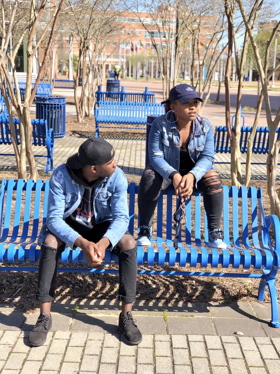 SoTyraa5415's tweet photo. 🗣Ten Toes Behind You, You Kno That I Got You❤️🤞🏽👫 https://t.co/6rXW6wAGMU