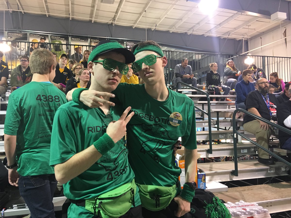 Ridgebotics's tweet photo. Hey Ridgebotics Supporters! Day 1 of the Heartland Regional has come to an end! We were awarded our 9th Pit Safety Award in 6 years, had a 5-3 record and finished 13th! Check back in tomorrow for more updates! #omgrobots #FIRSTPowerUp #heartlandregional https://t.co/sL8aCk2PUz