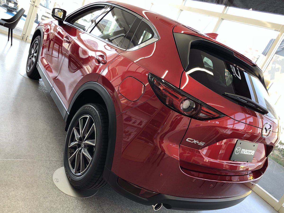 マツダオートザム稲沢 最新のcx 5の展示車がやってきました 白内装のlパッケージにソウルレッドがかっこいいです Cx5 Mazda