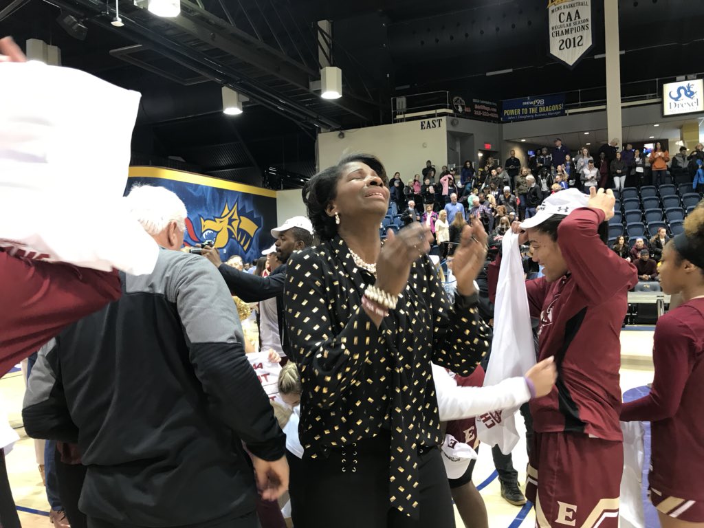 CAA Basketball tweet media