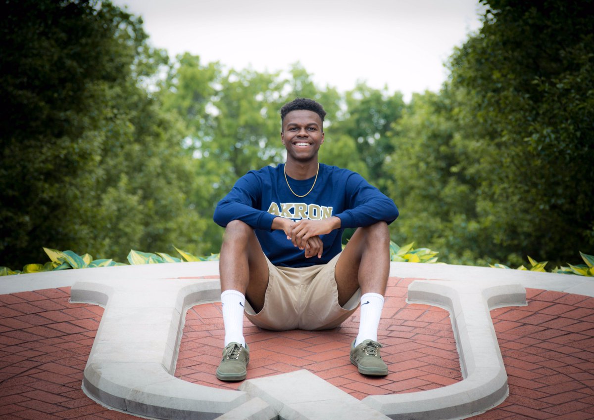 UAkronBMS's tweet photo. Hey, my name is Jason Render Jr. and I will be working on the social media outreach for the Black Male Summit. I am a freshman at The University of Akron studying Political Science/Criminal Justice. I look forward to seeing you all at the summit! #uabms18 #blacklivesmatter https://t.co/JUpxLvfdjN