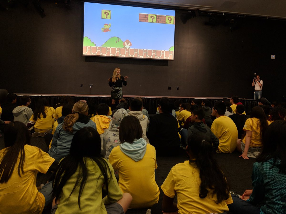 KatieMcGregor's tweet image. So exited to kick off the 2018 @ComputerHistory #Design_Code_Build season today with #inspiring #FemaleFounder &amp;amp; #tech #RoleModel @janetep ! #STEM #STEAM #WomensHistoryMonth #CS #Education #challenge #opportunity #teamwork #RPi