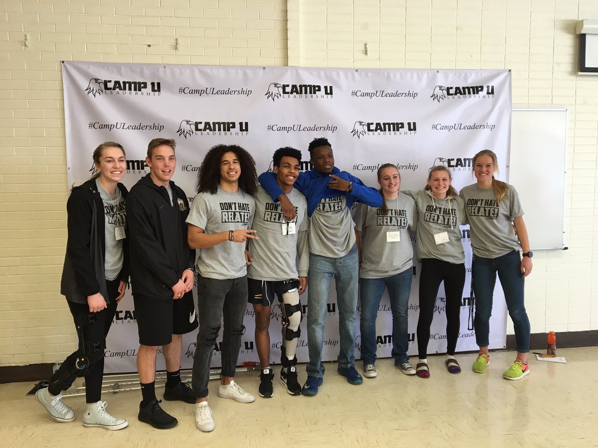JakeSchow's tweet image. Having a good time with some new friends at Camp U ! @CampULeadership #CampULeadership