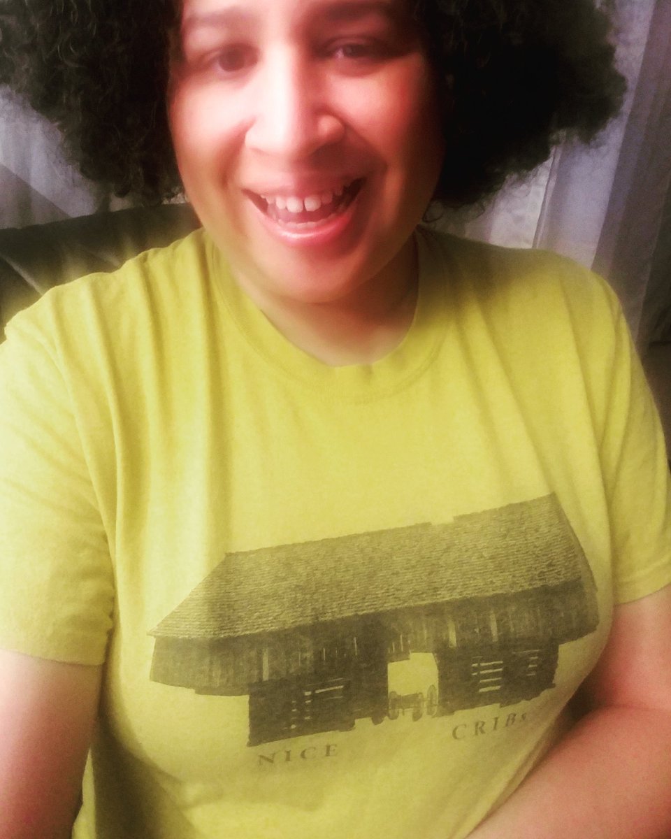 ElleMooreHP's tweet photo. My #preservation T shirt collection is crazy! This one says "Nice Cribs." I ❤ the folks at @BarnAlliance for this bit of fun LOL! #saveourbarns https://t.co/jJsv1oiWld