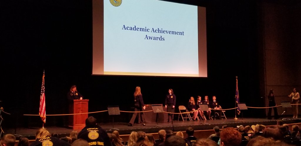 Congratulations to Claire Baudler for recieving her Academic Achievement Award at the 2018 SC District Convention!