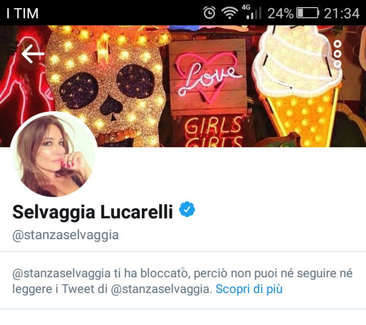 MariantoRegina's tweet photo. Non posso rinunciare a #BallandoConLeStelle, specie alle battute di Selvaggia Lucarelli,quelle dove spara a salve e non c'è contraddittorio. Tutta colpa dei #leonidatastiera https://t.co/rocpFQCU5s