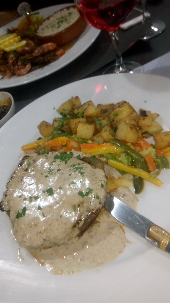 kishaidiaz's tweet image. Dîner en tête à tête #WithHim ❤
                  #LeRima